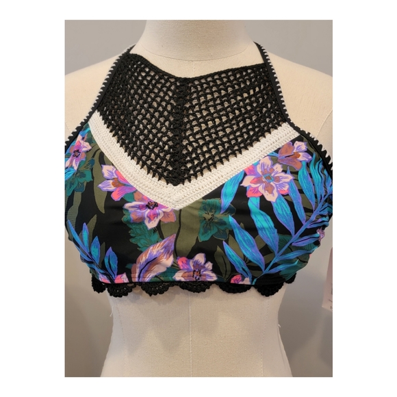 NWT Time & Tru Crochet Floral Swim Top Large - Picture 2 of 4